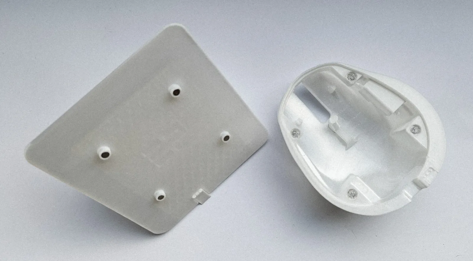 Printed dock plate and mouse base